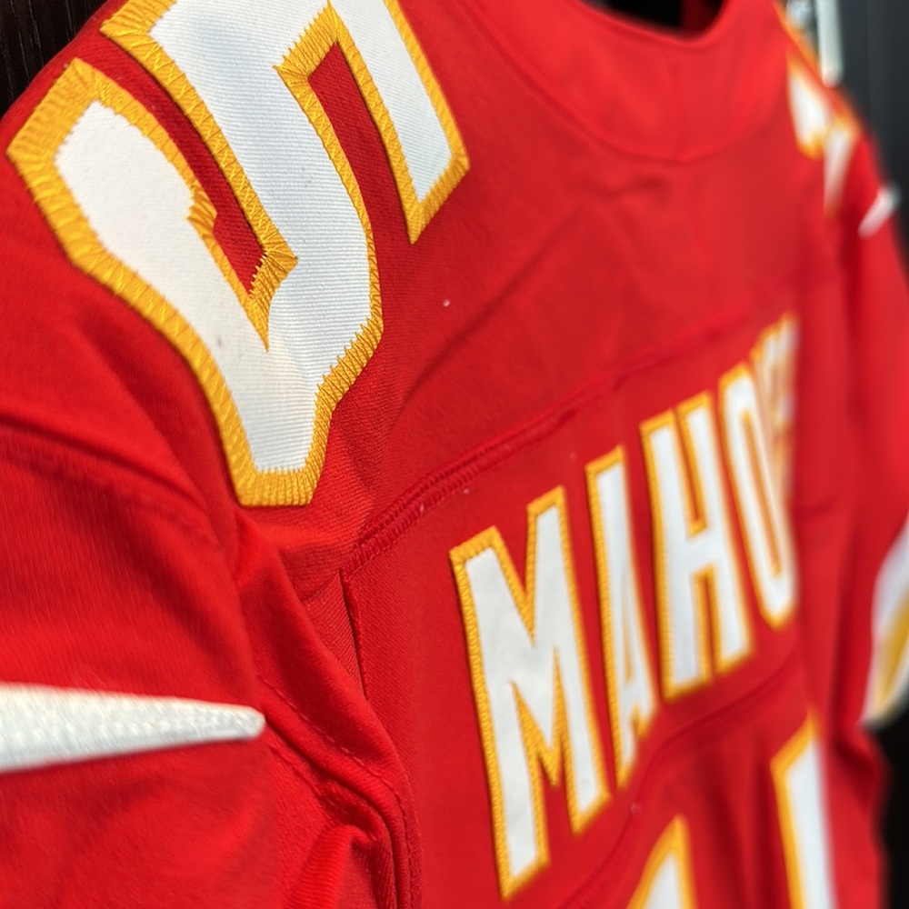 Patrick Mahomes Kansas City Chiefs Nike Vapor F.U.S.E Elite Authentic Jersey 40 - Picture 9 of 10